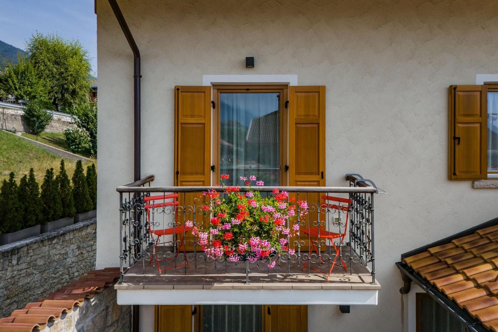Horse House Bed and Breakfast Romallo Exteriör bild